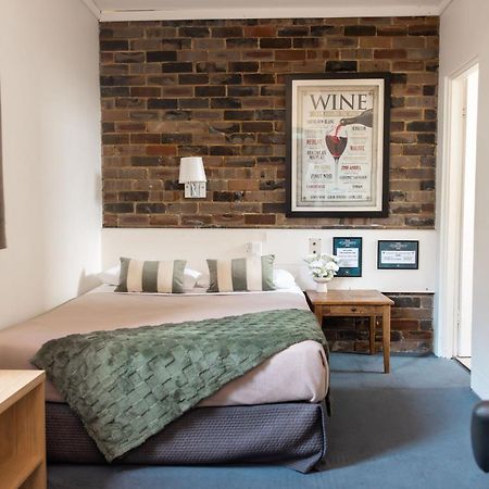 Hornsby Inn Экстерьер фото