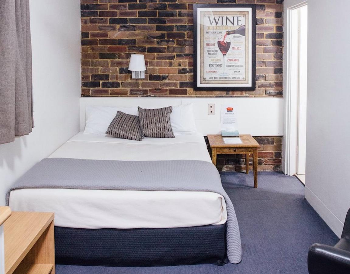 Hornsby Inn Экстерьер фото