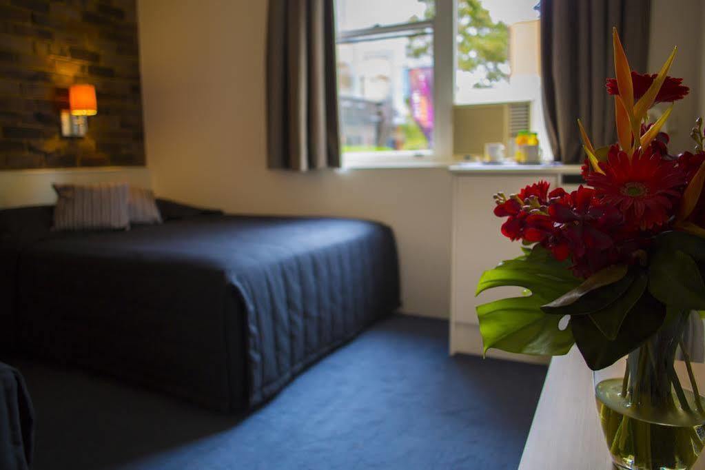 Hornsby Inn Экстерьер фото
