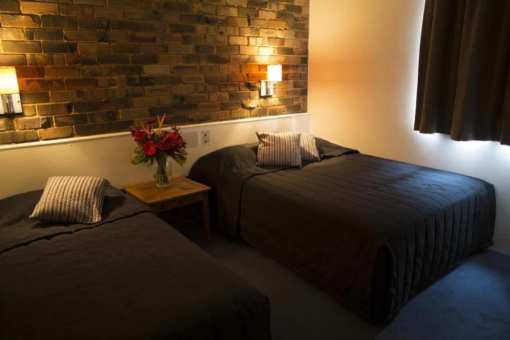 Hornsby Inn Экстерьер фото